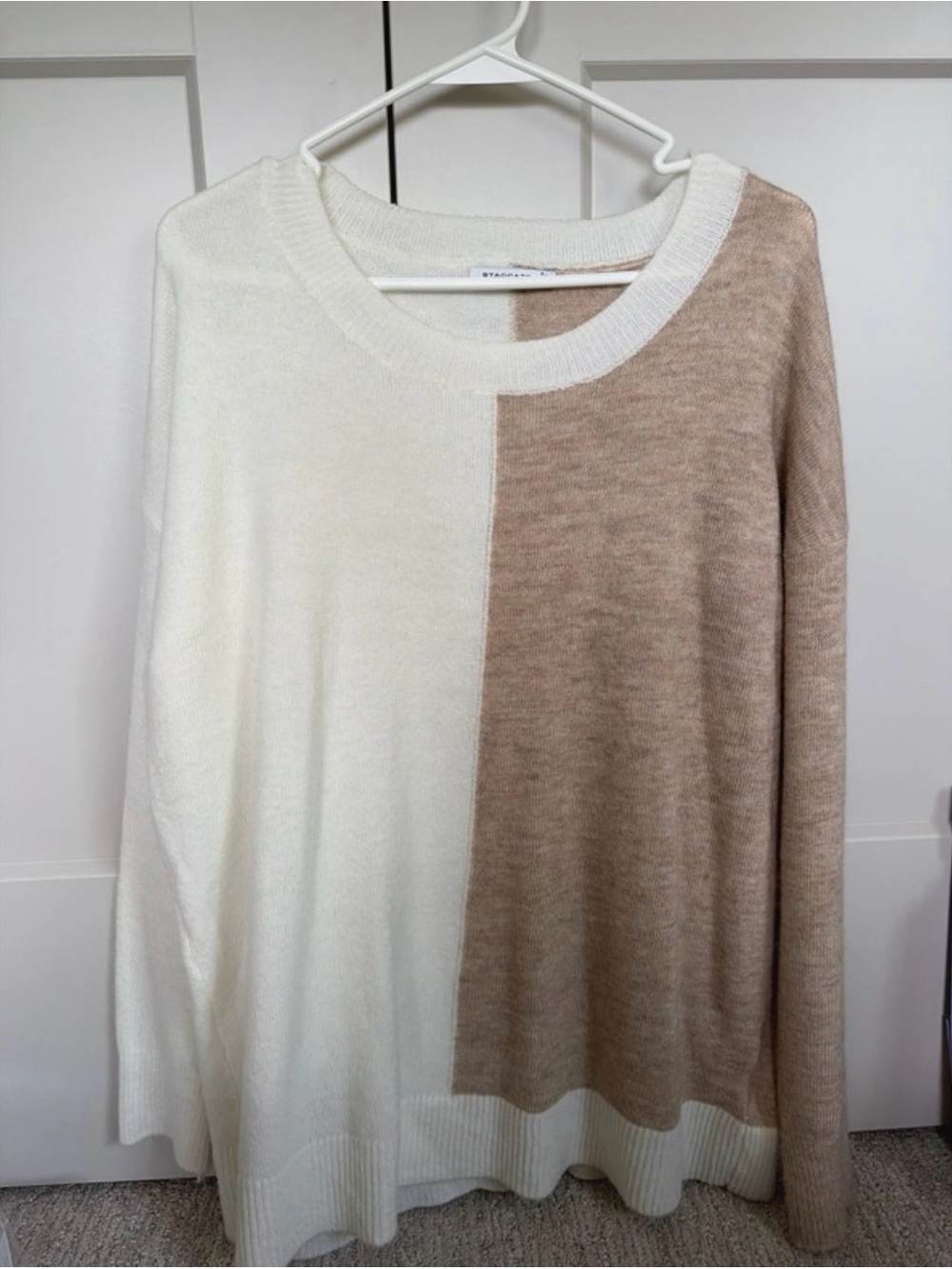 Staccato Two-Tone Crewneck Sweater in Cream and Beige